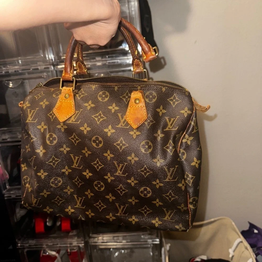 Louis Vuitton Monogram Handbag Set - Picture 9 of 12